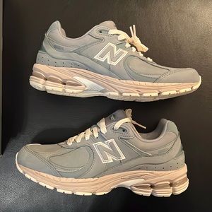 KITH x NEW BALANCE 20002R PISTACHIO SNEAKERS